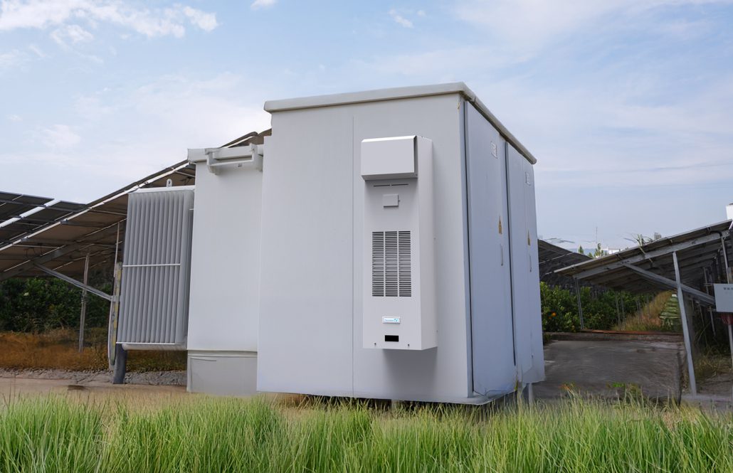 Outdoor Application Image of A DHS Hybrid Unit